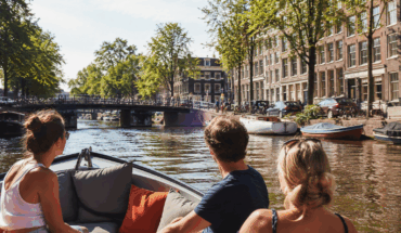 Amsterdam canal cruise